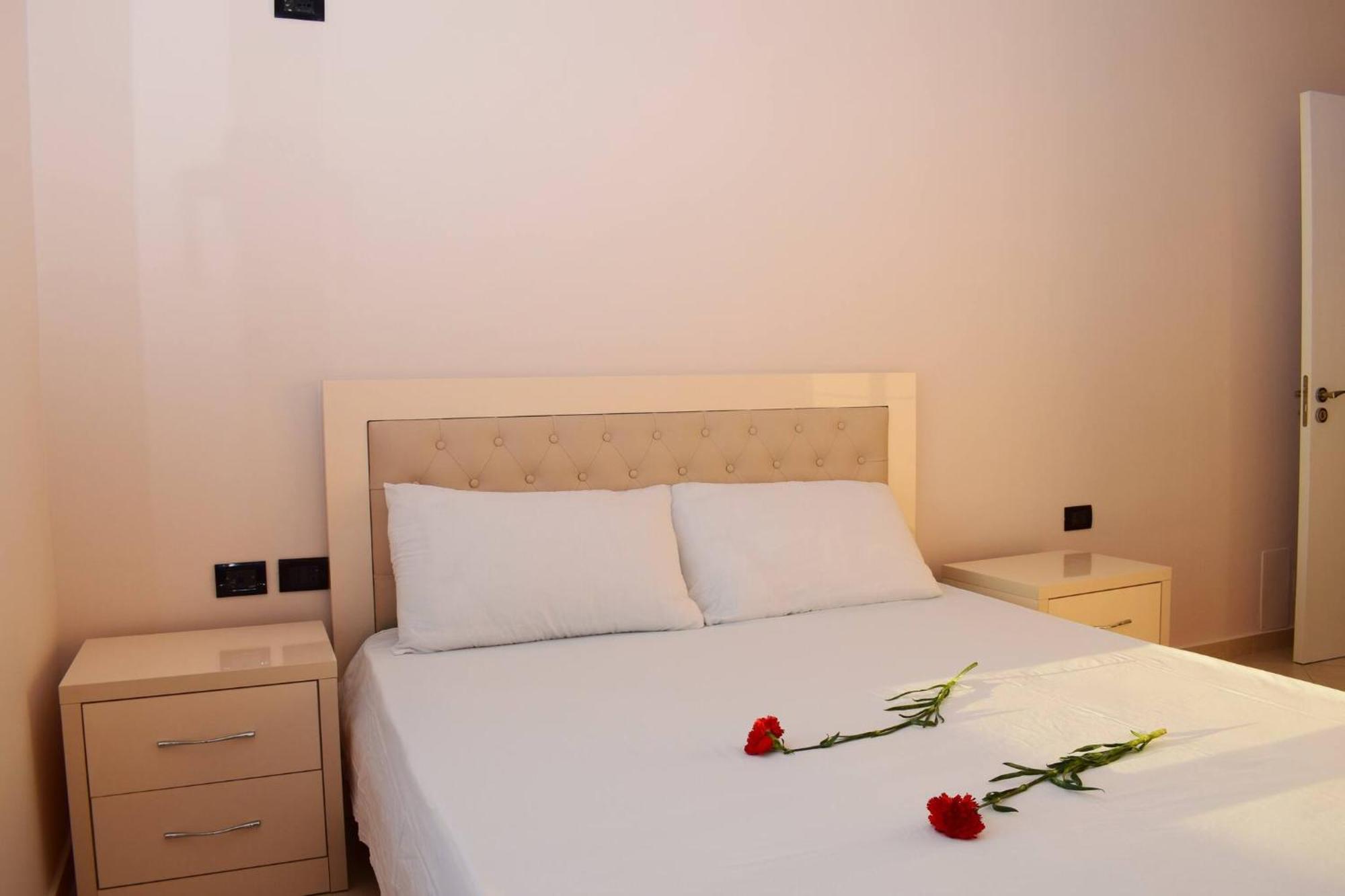 דורס Brisa Del Mar Apartments מראה חיצוני תמונה