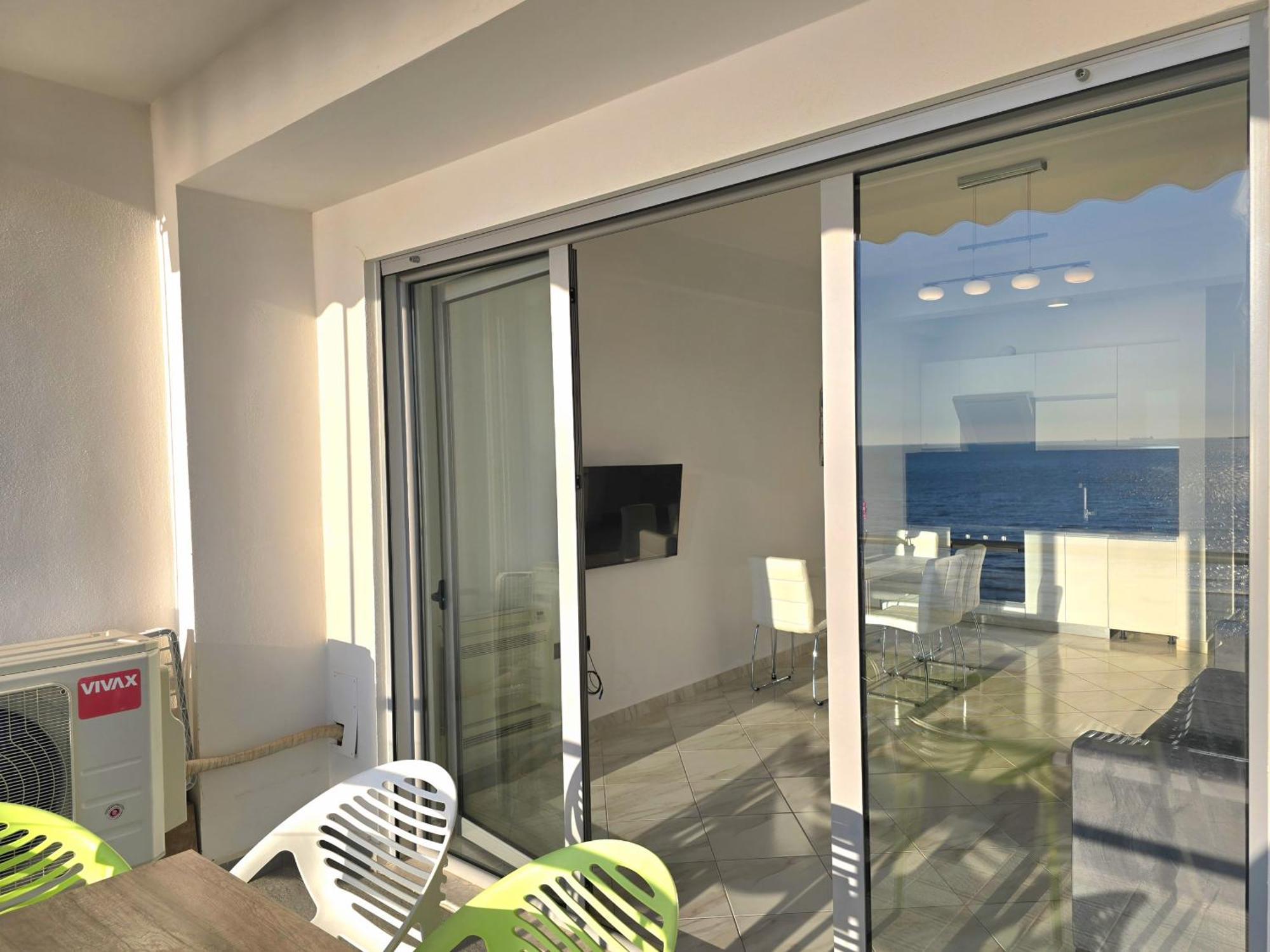 דורס Brisa Del Mar Apartments מראה חיצוני תמונה