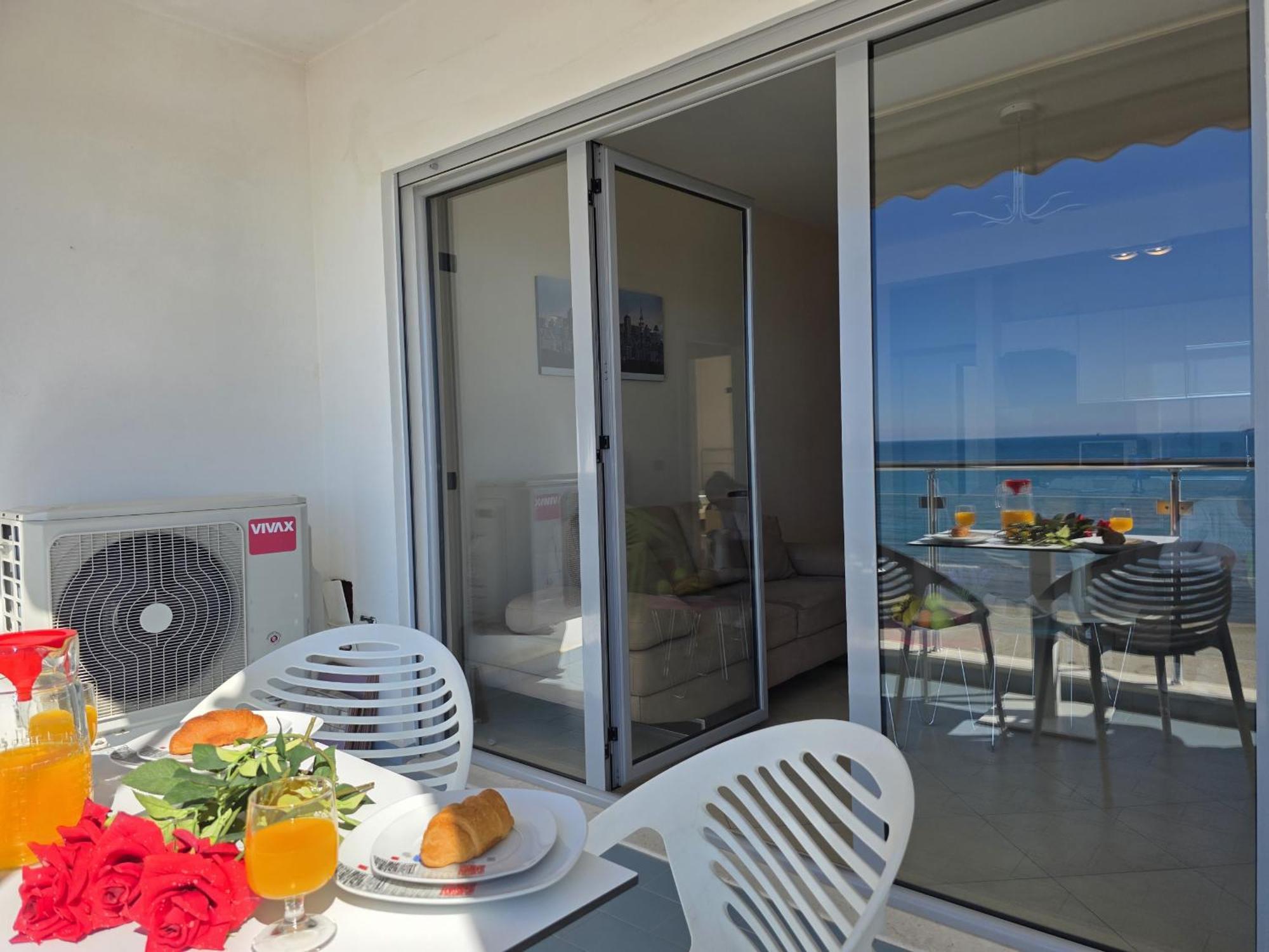 דורס Brisa Del Mar Apartments מראה חיצוני תמונה